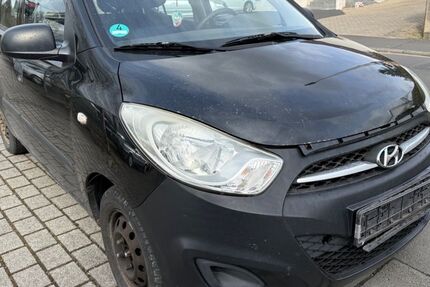 Hyundai i10 216.000 km 690 &euro; Niederwerrn 97464