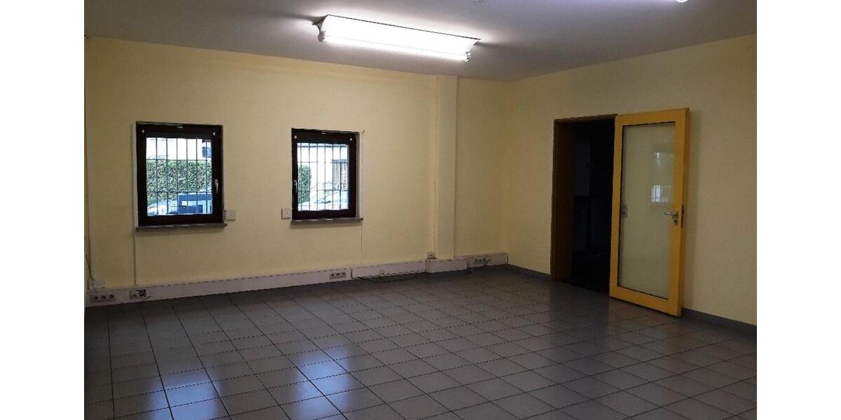 Gewerbeobjekt Oberthulba - 1.550&euro; | Angebot:24774110