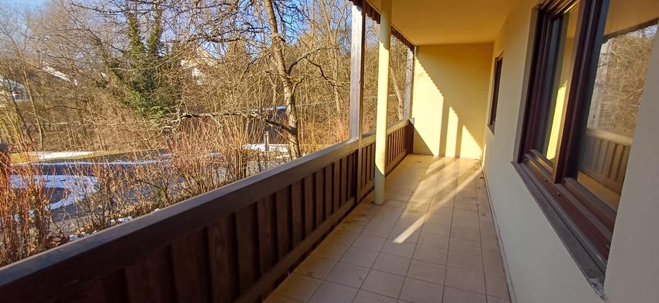 Erdgeschoßwohnung Bad Kissingen - 2.5 Zimmer, 90 m&sup2;, 720&euro; | Angebot:24980483