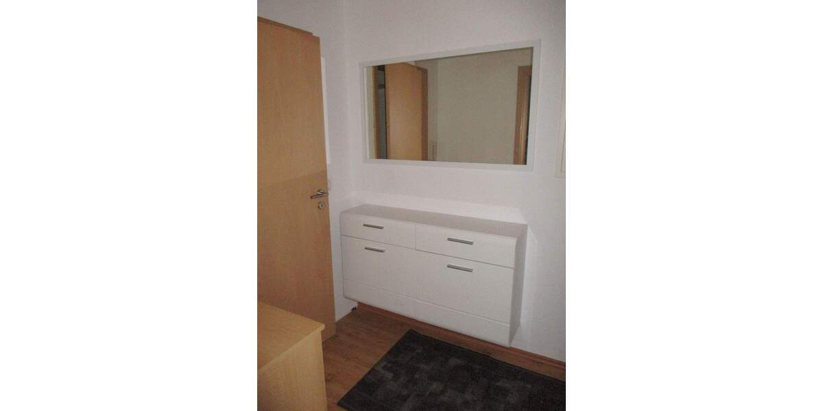 Etagenwohnung Schweinfurt Bergl - 3 Zimmer, 81 m&sup2;, 165.000&euro; | Angebot:25667719