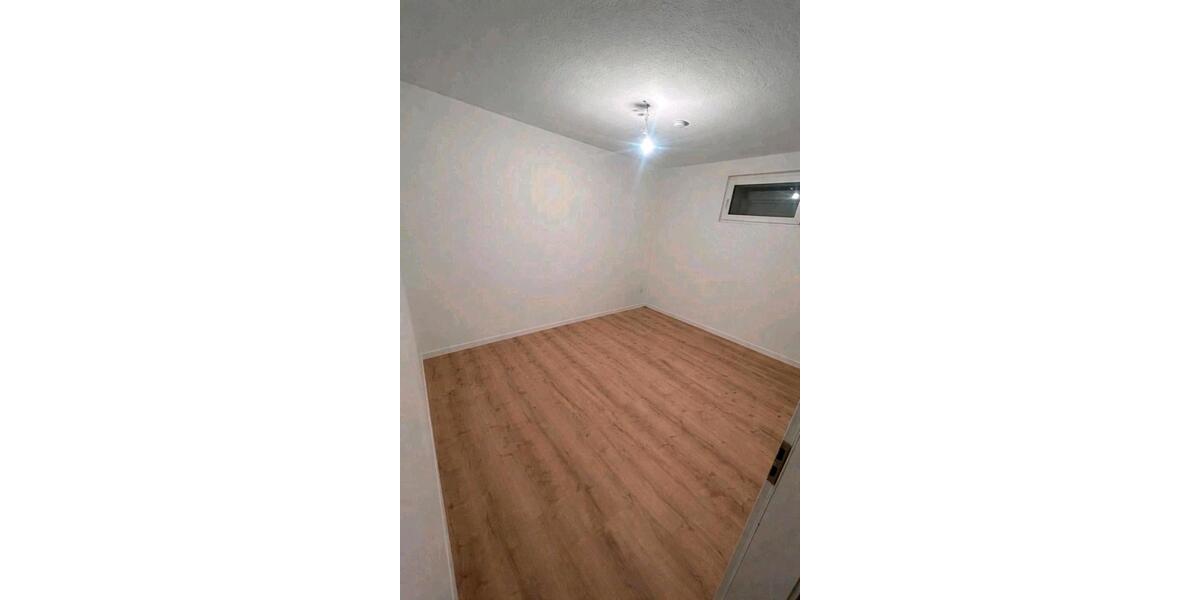 Etagenwohnung Schweinfurt Haardt - 3 Zimmer, 85 m&sup2;, 850&euro; | Angebot:26041370