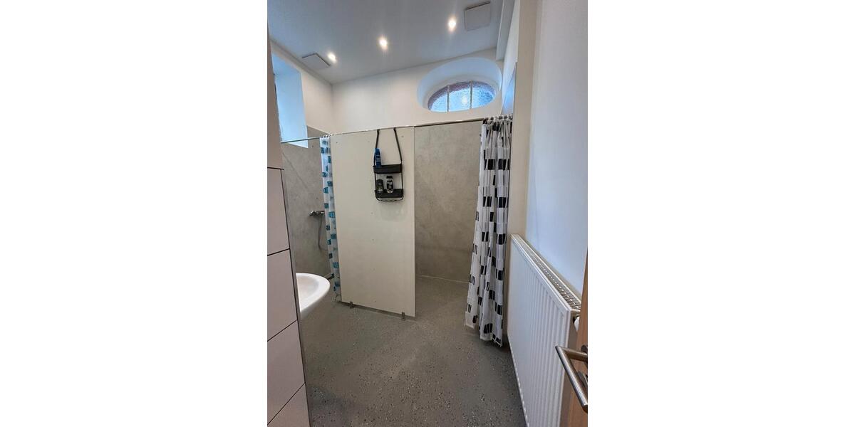 Erdgeschoßwohnung Schweinfurt Gartenstadt - 1 Zimmer, 11 m&sup2;, 420&euro; | Angebot:26312151