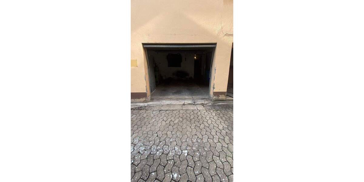 Mehrfamilienhaus, Wohnhaus Volkach - 9 Zimmer, 415.000&euro; | Angebot:25771720