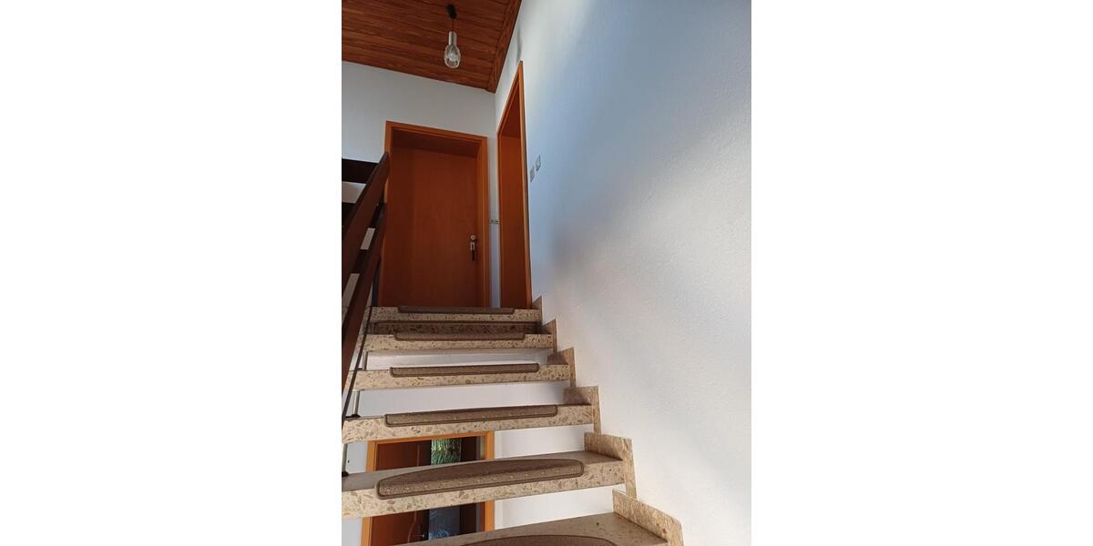 Einfamilienhaus Schweinfurt Haardt - 9 Zimmer, 189 m&sup2;, 480.000&euro; | Angebot:27029236