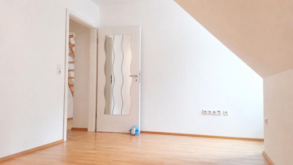 Maisonettenwohnung Schweinfurt Gartenstadt - 4 Zimmer, 104 m&sup2;, 299.000&euro; | Angebot:26974911