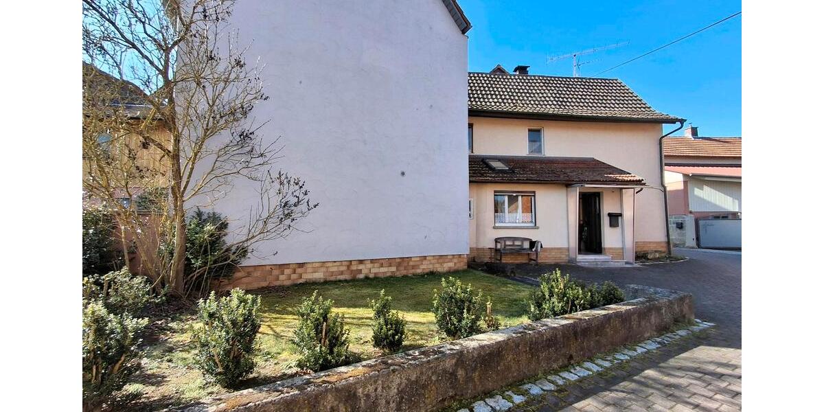 Einfamilienhaus Maßbach - 3 Zimmer, 99 m&sup2;, 135.000&euro; | Angebot:25554166