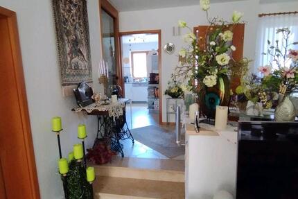 Haus Schweinfurt Haardt - 3 Zimmer, 180 m&sup2;, 575.000&euro; | Angebot:27629062