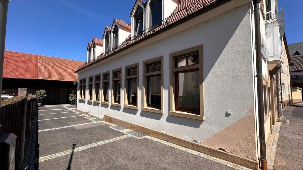 Mehrfamilienhaus, Wohnhaus Röthlein - 410.000&euro; | Angebot:25815083