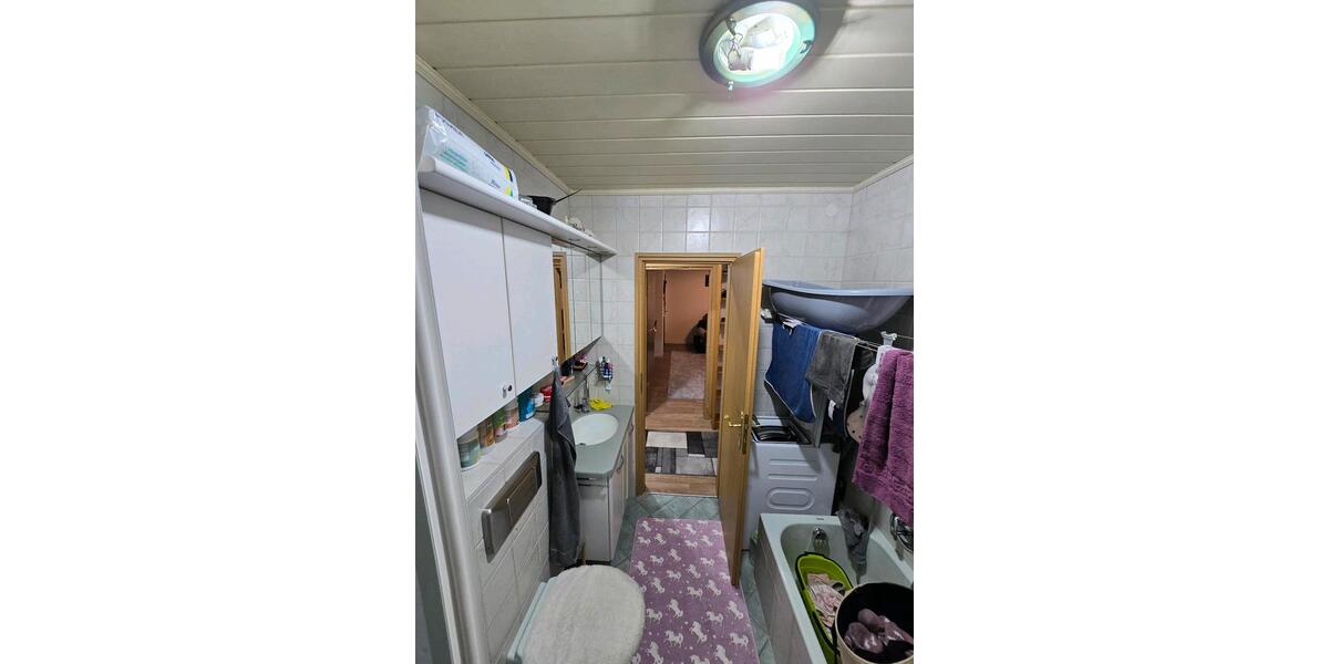 Etagenwohnung Schweinfurt Gartenstadt - 3 Zimmer, 90 m&sup2;, 235.000&euro; | Angebot:24590530