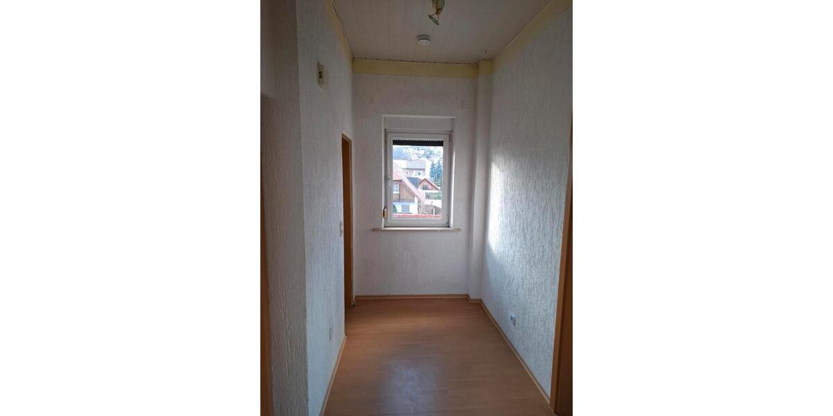 Etagenwohnung Sand am Main - 5 Zimmer, 128 m&sup2;, 1.450&euro; | Angebot:25945284