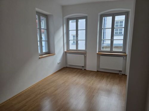 Hochwertige 3-Zimmer-Mietwohnung in 97421 Schweinfurt - Etagenwohnung Schweinfurt Schweinfurt | Angebot:25895039
