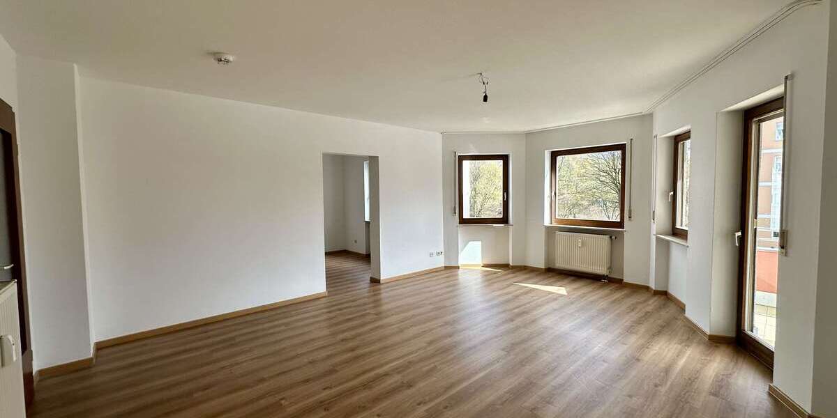 Etagenwohnung Bad Kissingen - 4 Zimmer, 95 m&sup2;, 225.000&euro; | Angebot:26105889