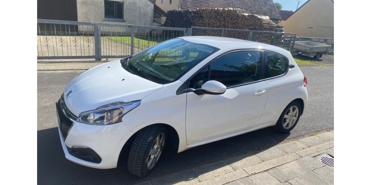 Peugeot 208 76.340 km 6.500 &euro; Waldsachsen 97453