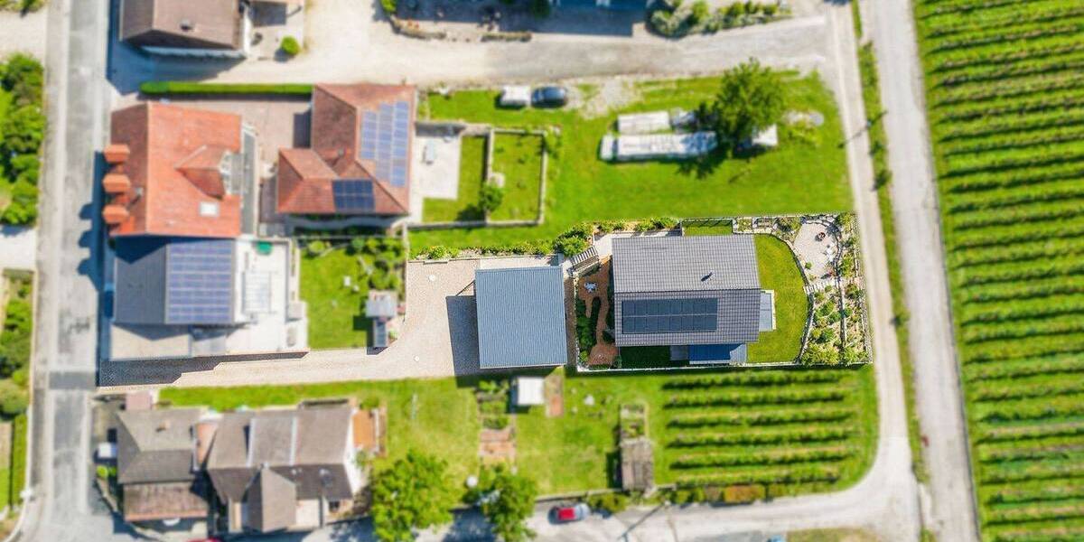 Einfamilienhaus Nordheim am Main - 5 Zimmer, 181 m&sup2;, 995.000&euro; | Angebot:25997019