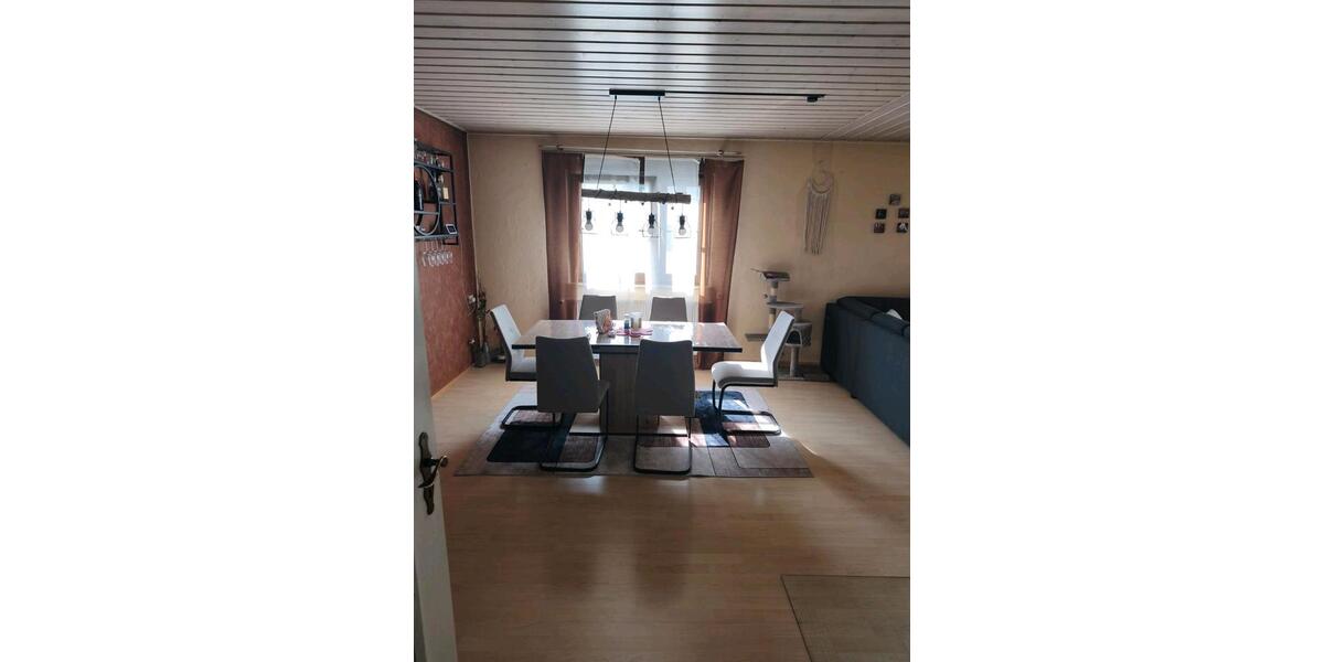 Einfamilienhaus Schweinfurt Gartenstadt - 5 Zimmer, 131 m&sup2;, 1.300&euro; | Angebot:26447220