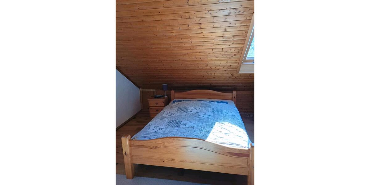 Dachgeschoßwohnung Knetzgau - 3 Zimmer, 70 m&sup2;, 550&euro; | Angebot:26006516