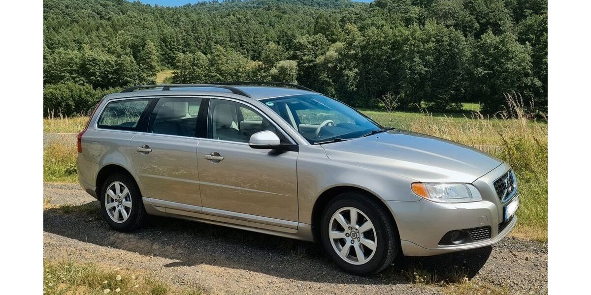 Volvo V70 173.000 km 9.250 &euro; Hofheim 97461
