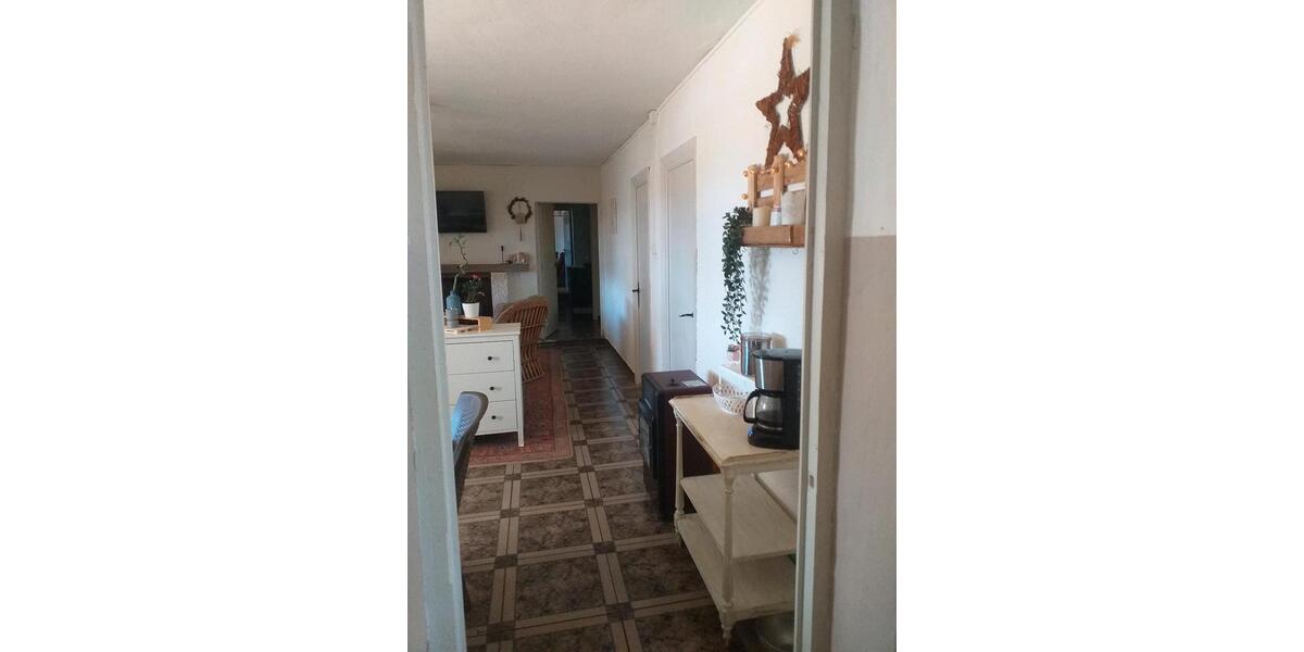 Einfamilienhaus Euerdorf - 7 Zimmer, 174 m&sup2;, 190.000&euro; | Angebot:25027039