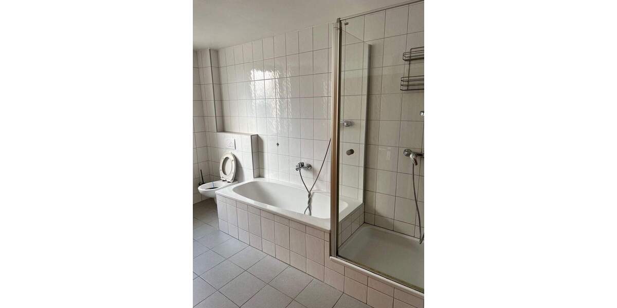 Etagenwohnung Schweinfurt Altstadt - 2 Zimmer, 84 m&sup2;, 780&euro; | Angebot:25707713
