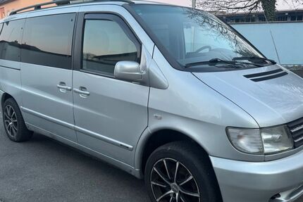 Mercedes-Benz V 220 241.500 km 4.390 &euro; Schweinfurt 97422