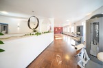 Hochwertige Physiopraxis & vermietete 4-Zimmer-Dachgeschoss-Wohnung - Gewerbeobjekt Arnstein | Angebot:26649274