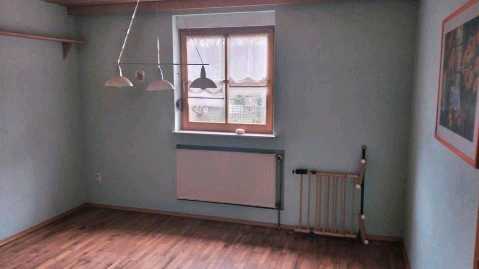 Einfamilienhaus Hofheim in Unterfranken - 6 Zimmer, 150 m&sup2;, 180.000&euro; | Angebot:26090015