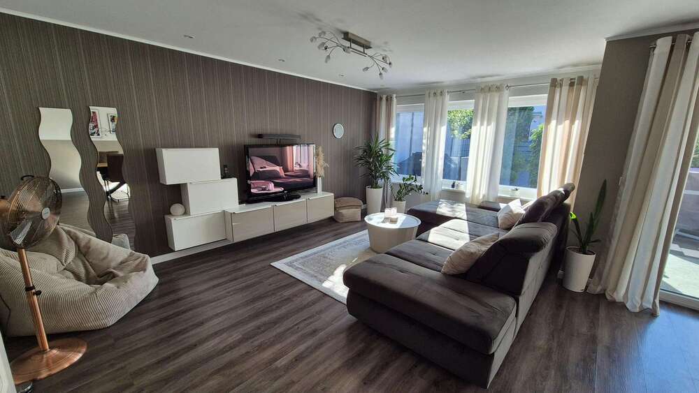 Einfamilienhaus Schweinfurt Bellevue - 5 Zimmer, 140 m&sup2;, 475.000&euro; | Angebot:27135274