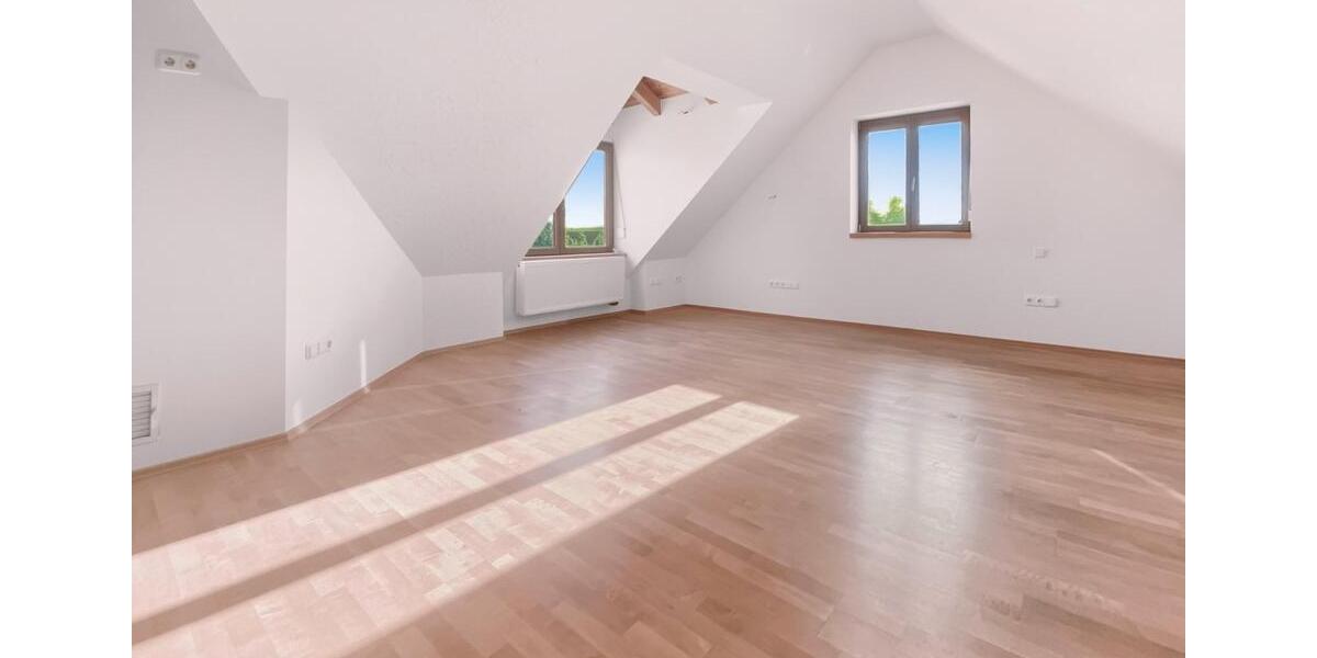 Etagenwohnung Volkach - 4 Zimmer, 115 m&sup2;, 1.250&euro; | Angebot:25639241