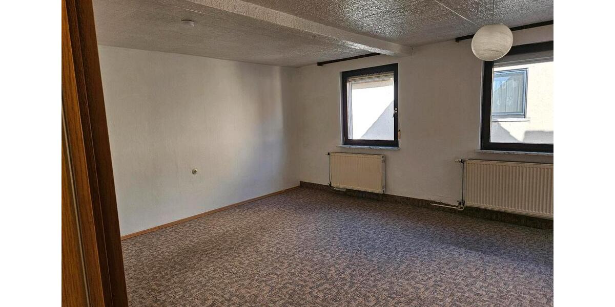 Maisonettenwohnung Hohenroth - 5 Zimmer, 96 m&sup2;, 950&euro; | Angebot:25792139