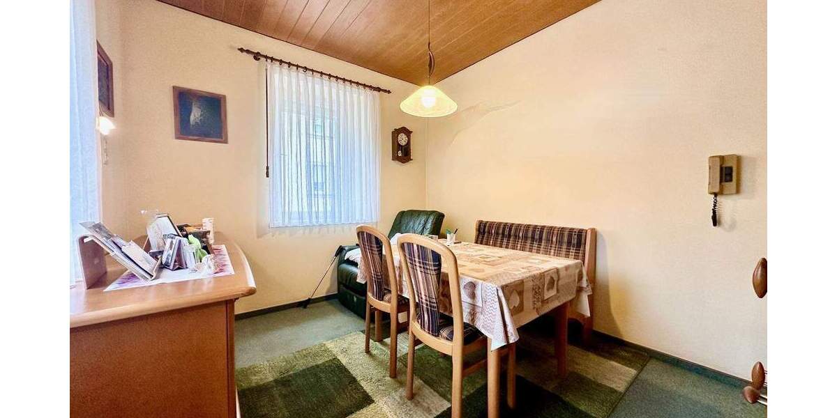 Einfamilienhaus Werneck - 4 Zimmer, 104 m&sup2;, 159.000&euro; | Angebot:25698503