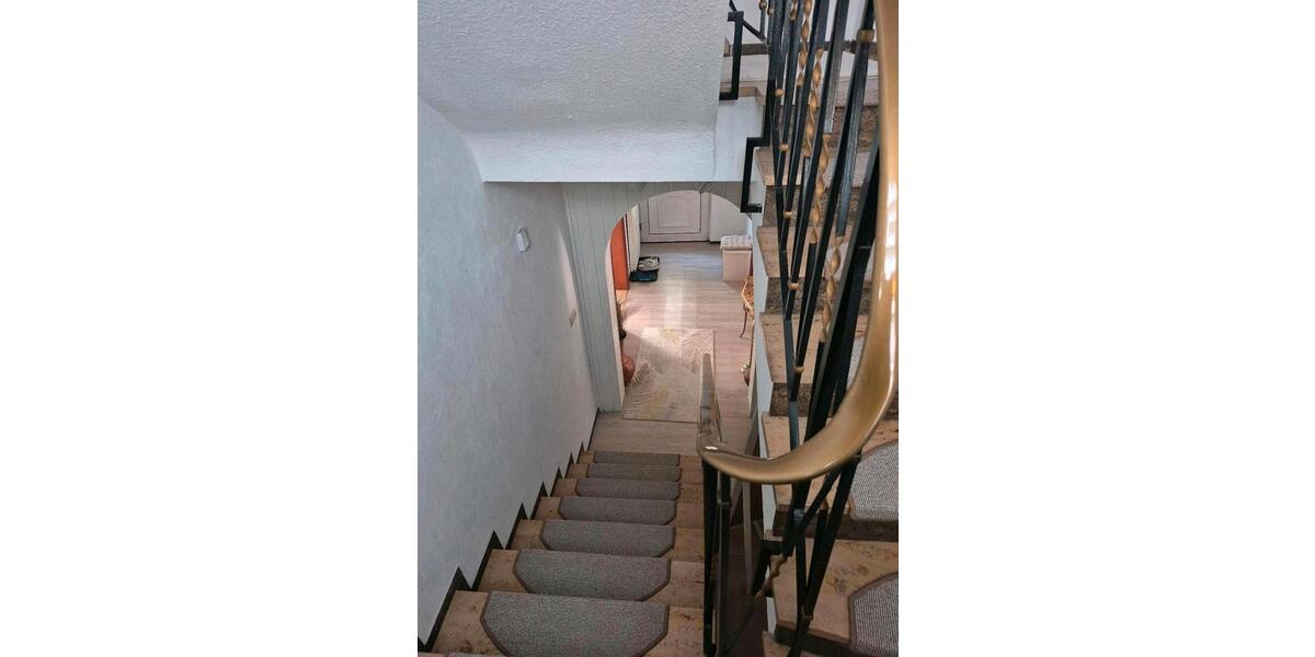 Einfamilienhaus Wipfeld - 7 Zimmer, 177 m&sup2;, 419.000&euro; | Angebot:26040336