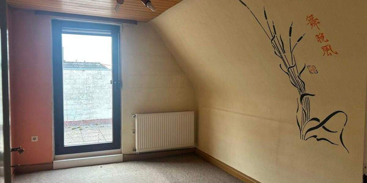 Einfamilienhaus Haßfurt Sylbach - 6 Zimmer, 120 m&sup2;, 219.000&euro; | Angebot:25729013