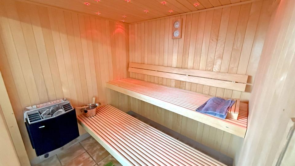 Einfamilienhaus Geldersheim - 7.5 Zimmer, 215 m&sup2;, 690.000&euro; | Angebot:25404539