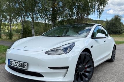 Tesla Model 3 72.040 km 29.990 &euro; Schweinfurt 97422