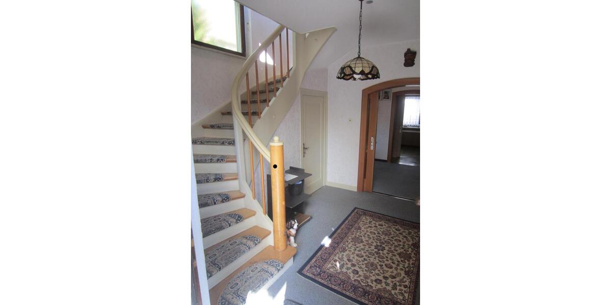 Einfamilienhaus Schweinfurt Gartenstadt - 8 Zimmer, 140 m&sup2;, 399.000&euro; | Angebot:24876776