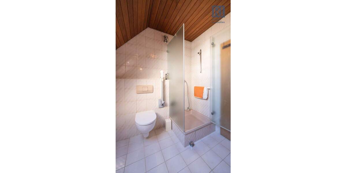 Mehrfamilienhaus, Wohnhaus Rimpar - 6 Zimmer, 187 m&sup2;, 278.000&euro; | Angebot:25909246