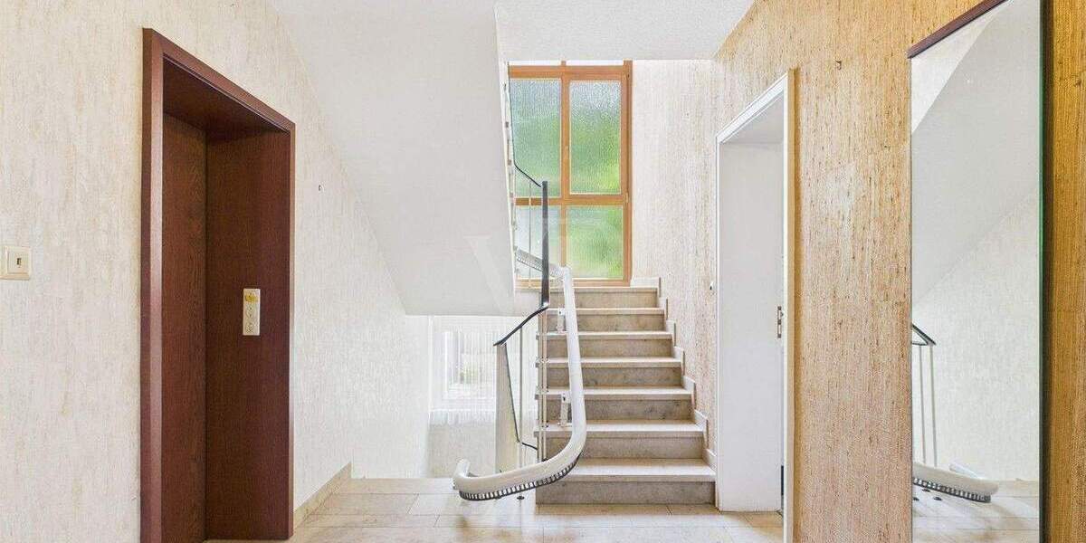 Einfamilienhaus Dittelbrunn - 6 Zimmer, 141 m&sup2;, 399.000&euro; | Angebot:25675420