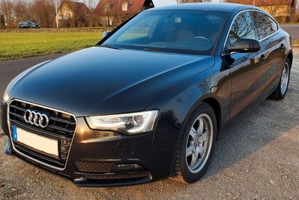 Audi A5 216.000 km 8.300 &euro; Oerlenbach 97714