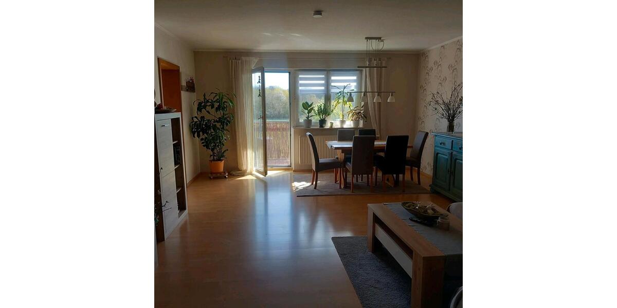 Etagenwohnung Arnstein - 3 Zimmer, 85 m&sup2;, 710&euro; | Angebot:26047313