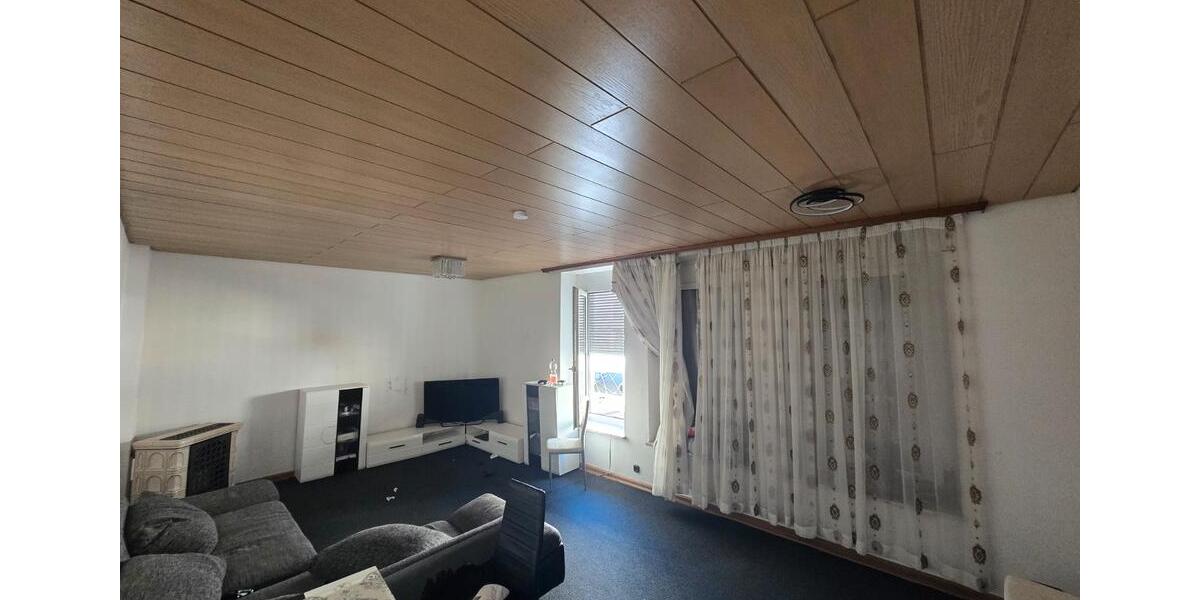Etagenwohnung Schweinfurt Bellevue - 3 Zimmer, 90 m&sup2;, 175.000&euro; | Angebot:26940347