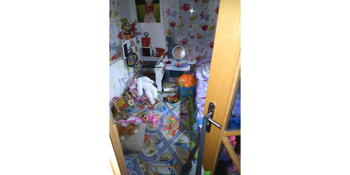 Einfamilienhaus Haßfurt - 7.5 Zimmer, 150 m&sup2;, 185.000&euro; | Angebot:25382998