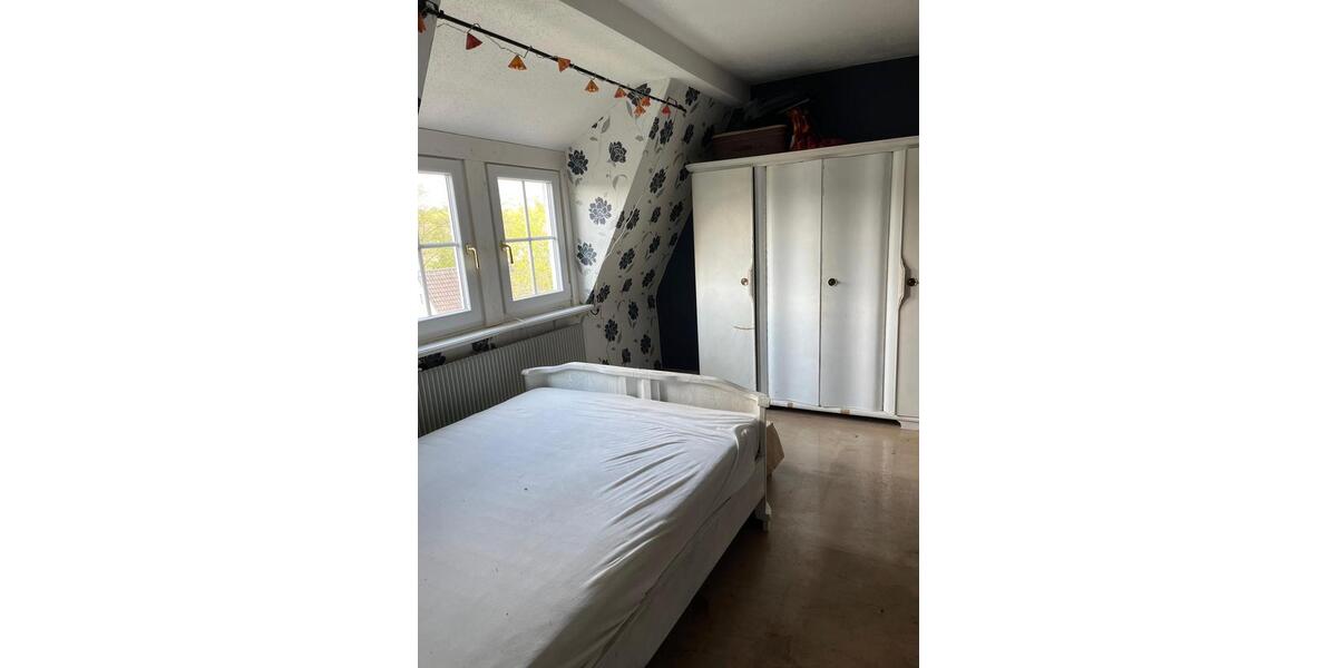 Einfamilienhaus Schweinfurt Haardt - 9 Zimmer, 182 m&sup2;, 399.000&euro; | Angebot:26517493