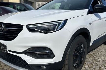 Opel Grandland (X) 120.000 km 9.200 &euro; Gerolzhofen 97447