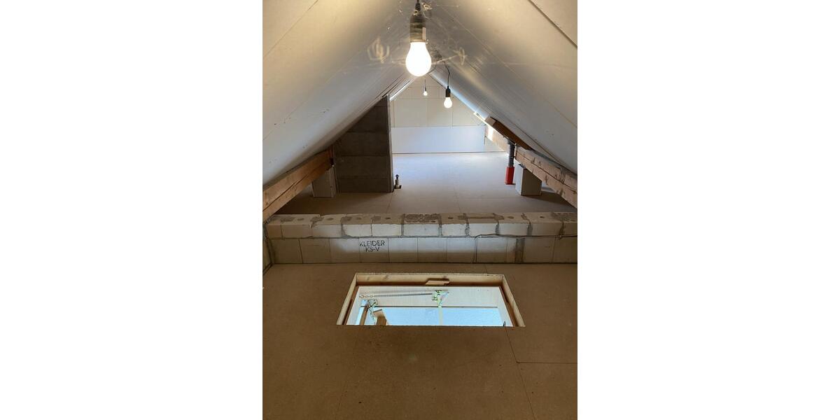 Dachgeschoßwohnung Schwebheim - 1 Zimmer, 55 m&sup2;, 590&euro; | Angebot:25752190