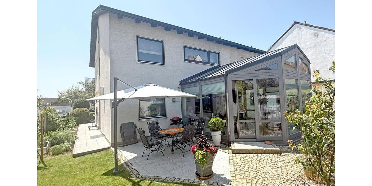 Einfamilienhaus Geldersheim - 7.5 Zimmer, 215 m&sup2;, 690.000&euro; | Angebot:25404539