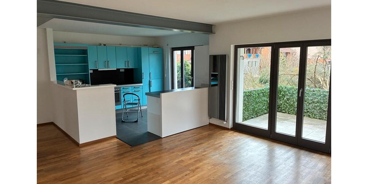 Einfamilienhaus Hohenroth - 3 Zimmer, 172 m&sup2;, 369.000&euro; | Angebot:26040339