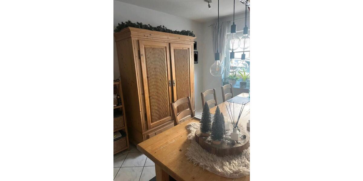 Etagenwohnung Bad Kissingen - 5 Zimmer, 130 m&sup2;, 1.400&euro; | Angebot:25796452