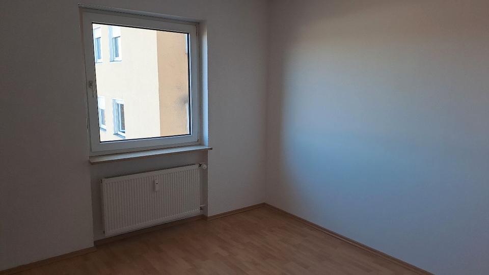 Etagenwohnung Schweinfurt Bellevue - 2 Zimmer, 60 m&sup2;, 159.000&euro; | Angebot:27033666