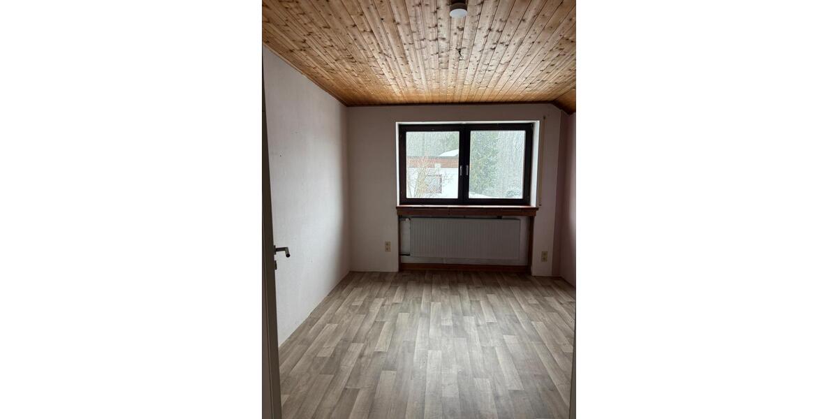 Einfamilienhaus Oerlenbach - 6 Zimmer, 165 m&sup2;, 449.000&euro; | Angebot:26068064