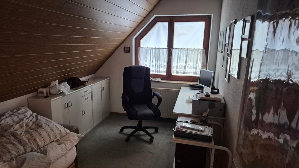 Einfamilienhaus Dittelbrunn - 4 Zimmer, 140 m&sup2;, 475.000&euro; | Angebot:27078039